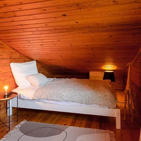 Blockhaus Eifelsteig W/ Kamin Garten & Feuerstelle