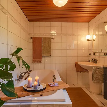 Blockhaus Eifelsteig W/ Kamin Garten & Feuerstelle * Berndorf (Vulkaneifel)