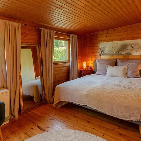 Hébergement de vacances Blockhaus Eifelsteig W/ Kamin Garten & Feuerstelle *